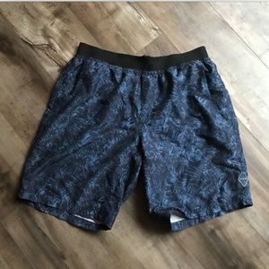 Men's Prana Shorts, Size Large